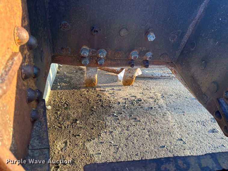 image for item EJ4457 Clamshell bucket 