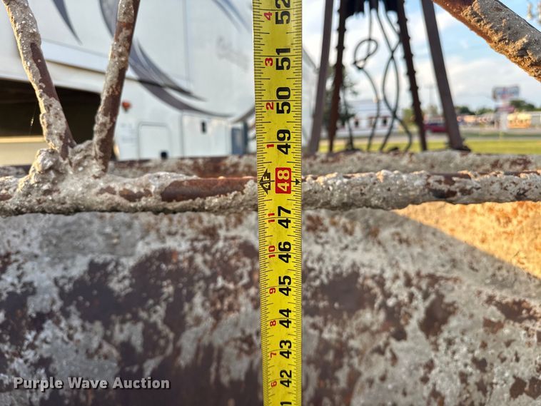 image for item EJ4460 Concrete bucket 