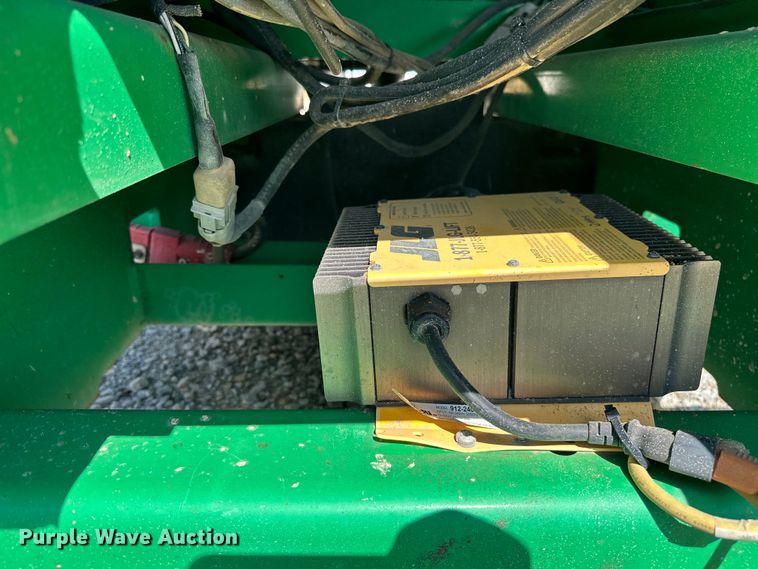 image for item EJ4467 2012 JLG 3246 ES scissor lift