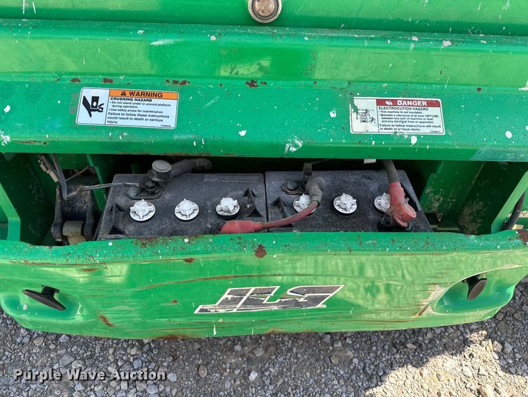 image for item EJ4467 2012 JLG 3246 ES scissor lift
