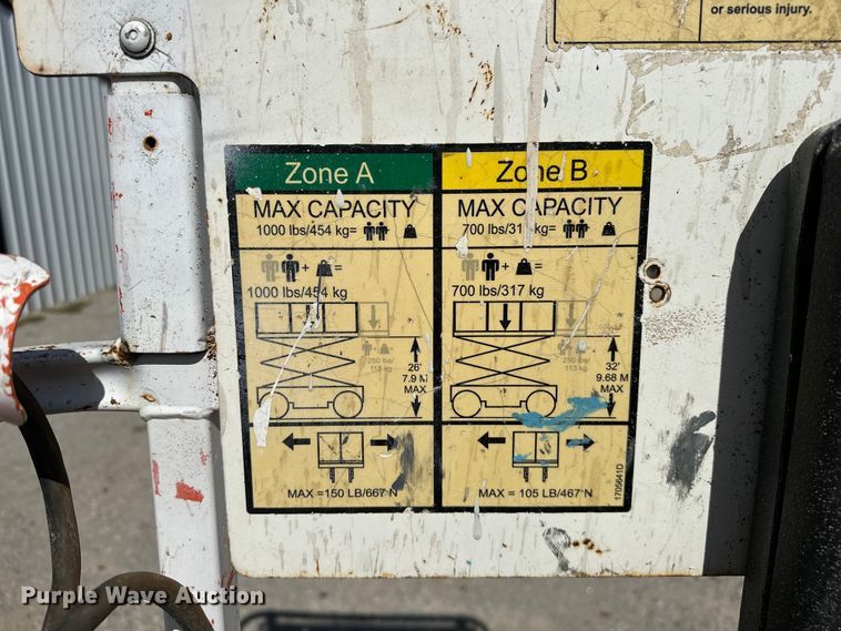 image for item EJ4467 2012 JLG 3246 ES scissor lift