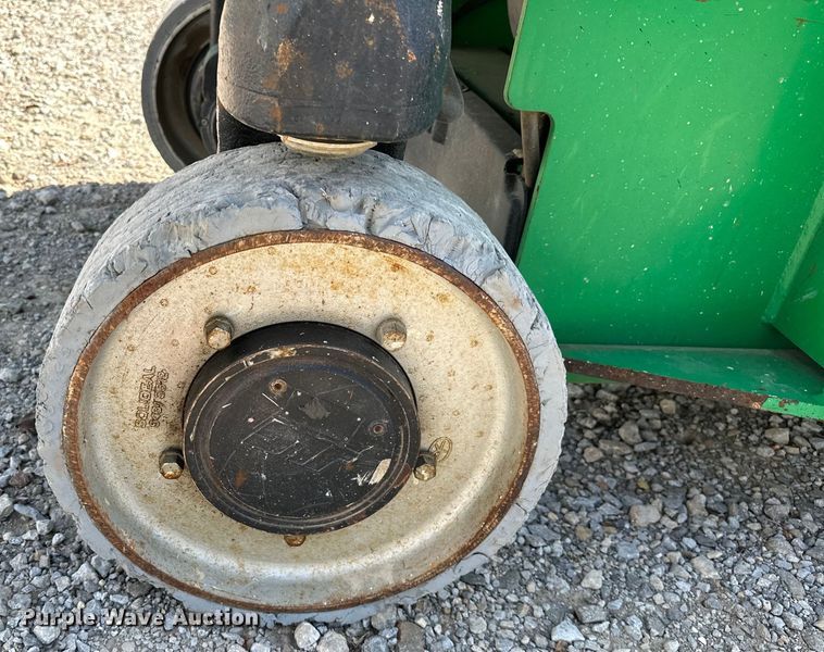 image for item EJ4467 2012 JLG 3246 ES scissor lift