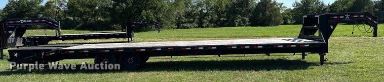 image for item EJ4468 2022 J&J Trailer Star Deck Over  equipment trailer