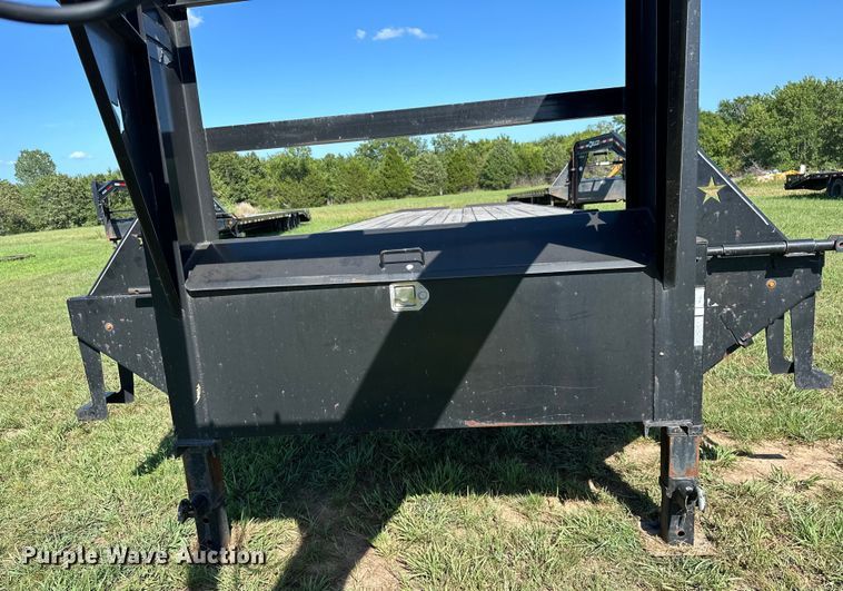 image for item EJ4468 2022 J&J Trailer Star Deck Over  equipment trailer