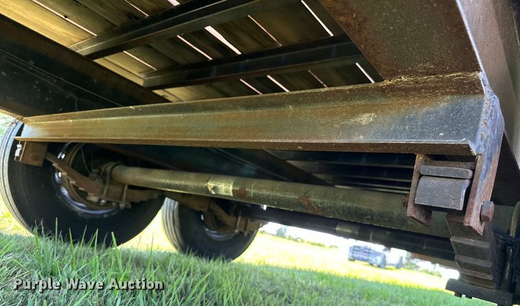 image for item EJ4468 2022 J&J Trailer Star Deck Over  equipment trailer