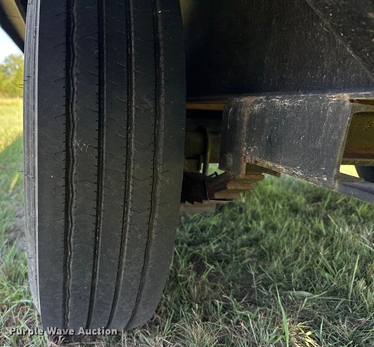 image for item EJ4468 2022 J&J Trailer Star Deck Over  equipment trailer