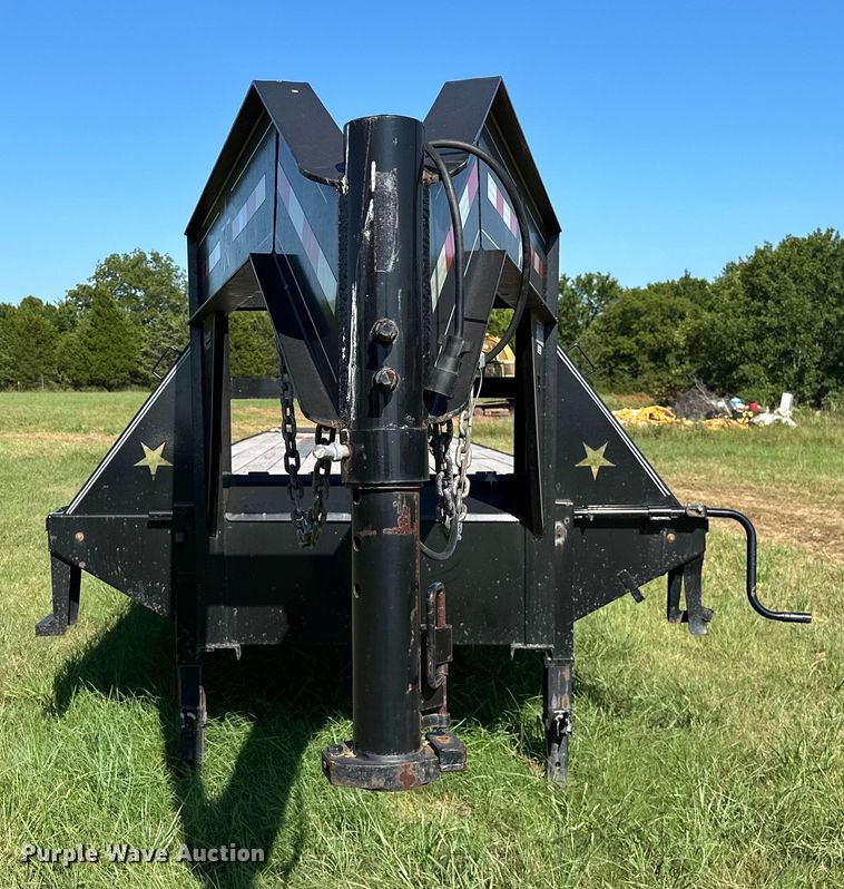 image for item EJ4470 2022 J&J Trailer Star Deck Over equipment trailer