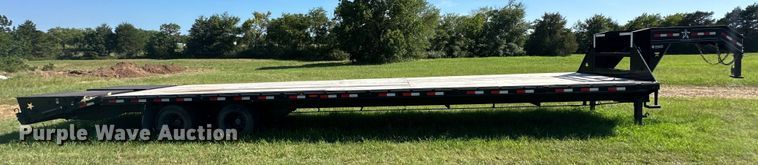 image for item EJ4470 2022 J&J Trailer Star Deck Over equipment trailer