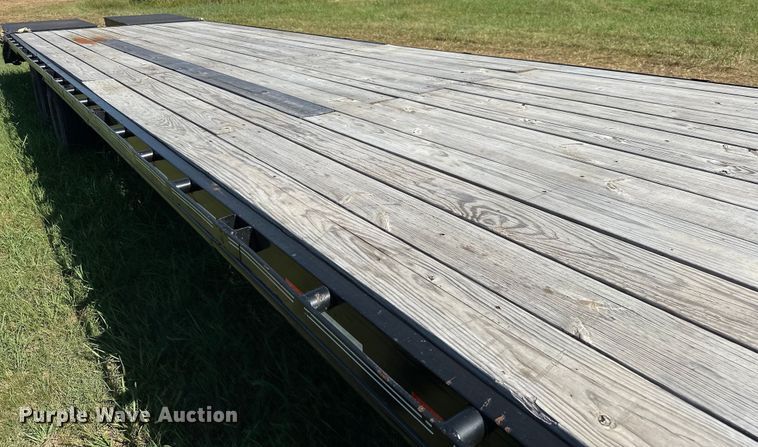 image for item EJ4470 2022 J&J Trailer Star Deck Over equipment trailer