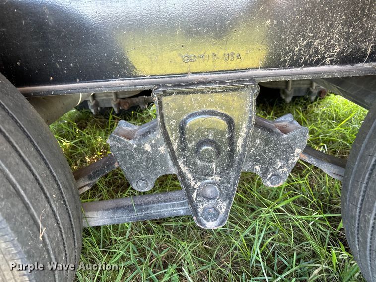 image for item EJ4470 2022 J&J Trailer Star Deck Over equipment trailer