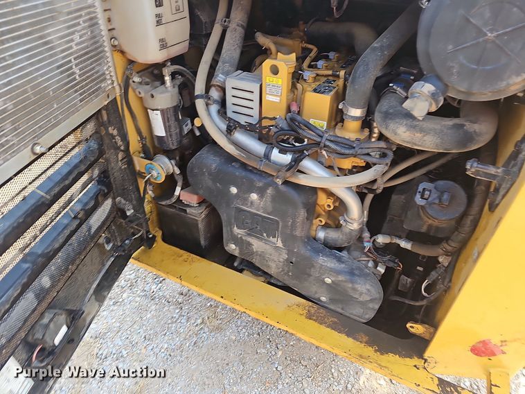 image for item EJ5765 2019 Caterpillar  289D tracked skid steer loader