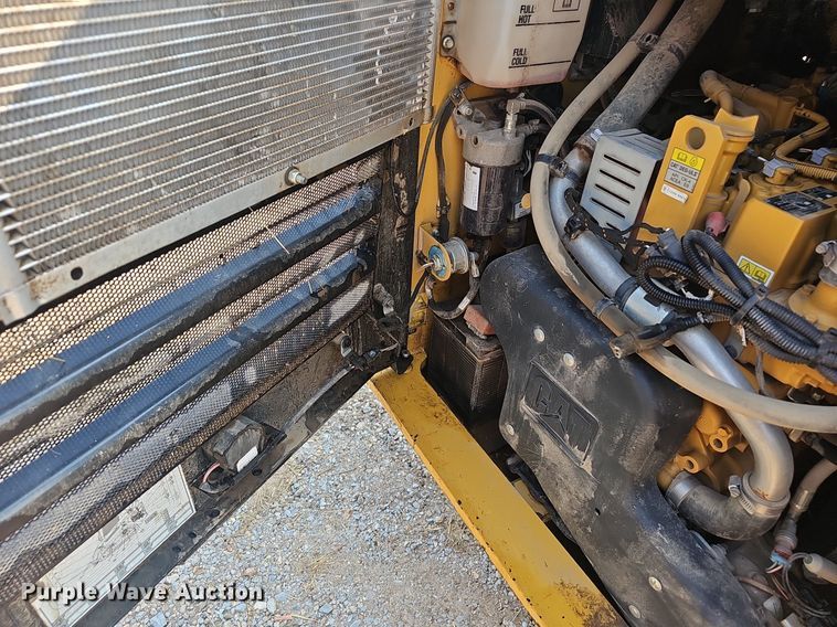image for item EJ5765 2019 Caterpillar  289D tracked skid steer loader