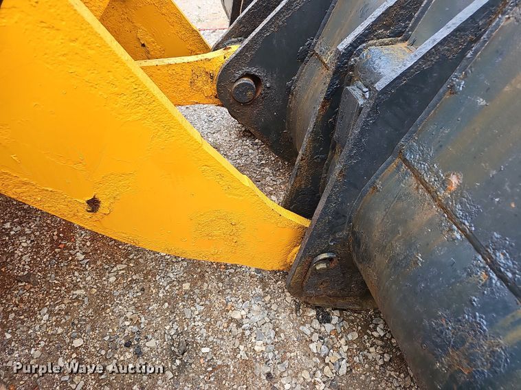 image for item EJ5767 Hyundai HL940 wheel loader