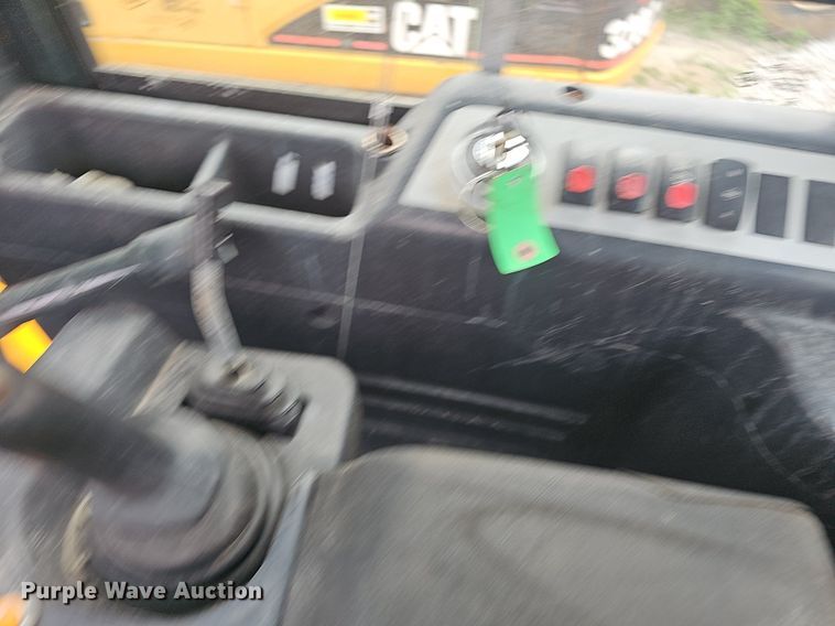 image for item EJ5767 Hyundai HL940 wheel loader