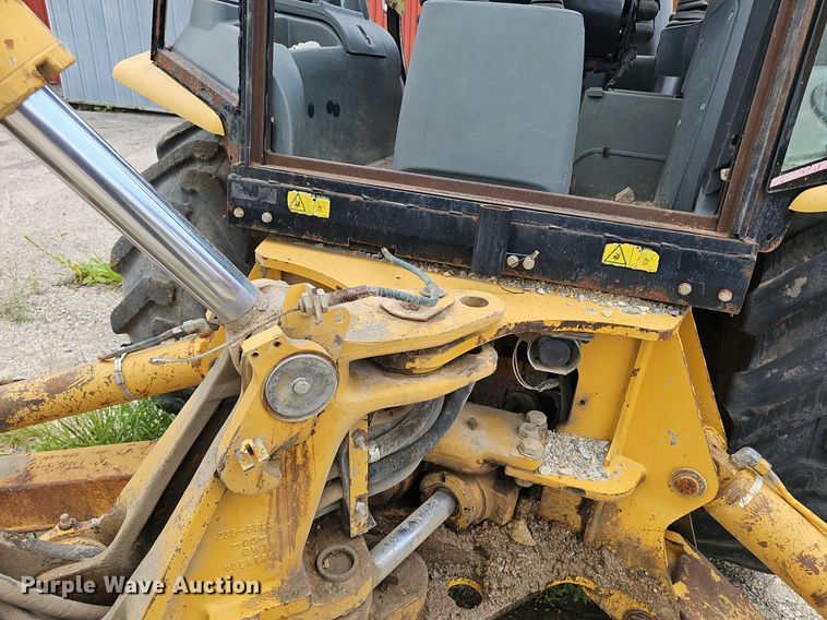 image for item EJ5789 2004 Caterpillar 416D backhoe
