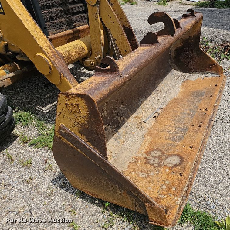 image for item EJ5789 2004 Caterpillar 416D backhoe