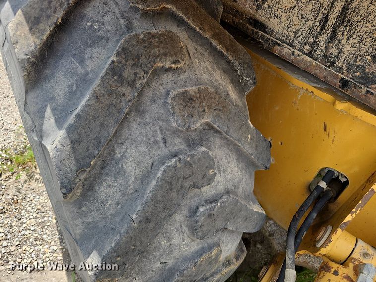 image for item EJ5789 2004 Caterpillar 416D backhoe