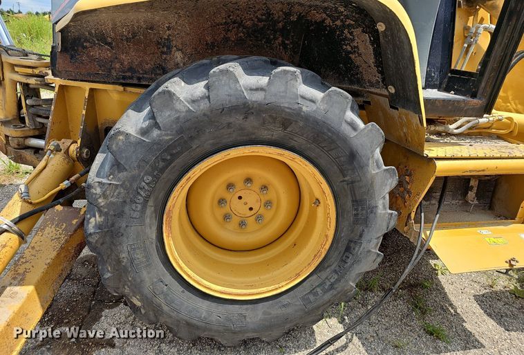 image for item EJ5789 2004 Caterpillar 416D backhoe