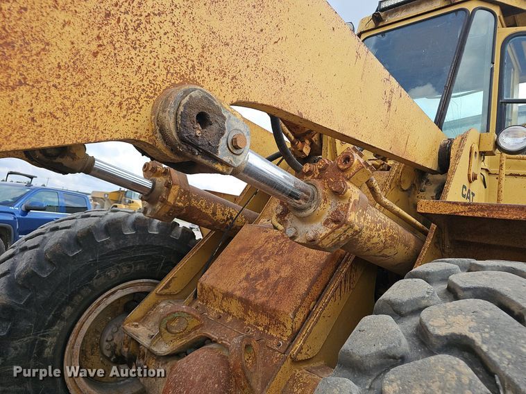 image for item EJ5790 Caterpillar 966D loader