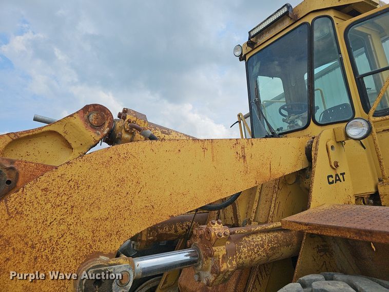 image for item EJ5790 Caterpillar 966D loader