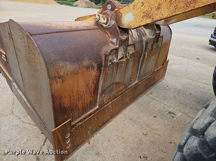 image for item EJ5790 Caterpillar 966D loader