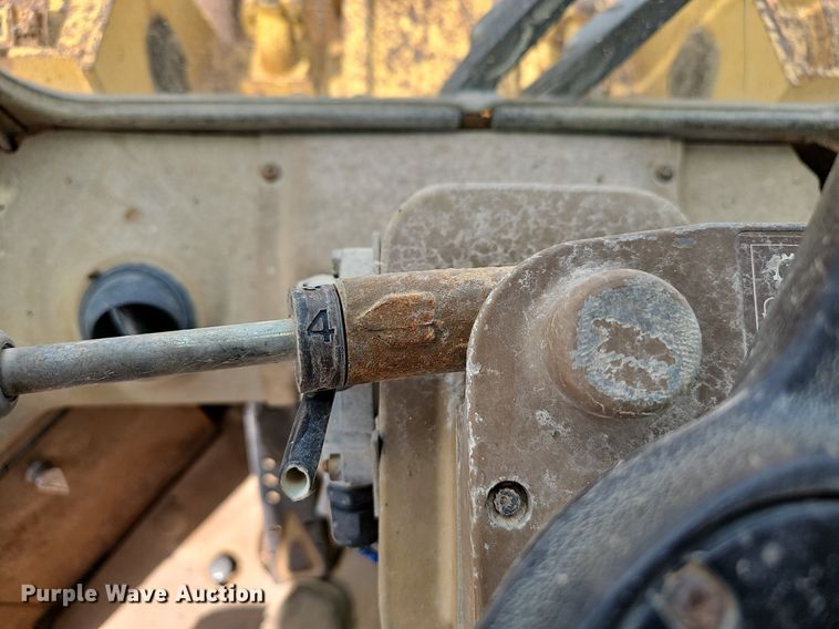 image for item EJ5790 Caterpillar 966D loader