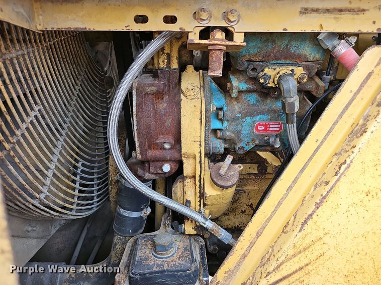 image for item EJ5790 Caterpillar 966D loader
