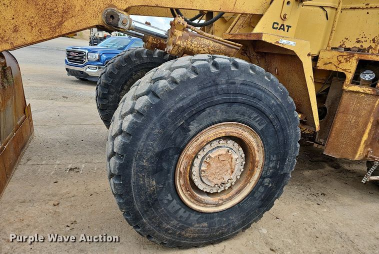 image for item EJ5790 Caterpillar 966D loader