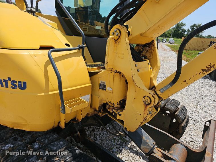 image for item EJ5796 2012 Komatsu  PC88MR-8 mini excavator