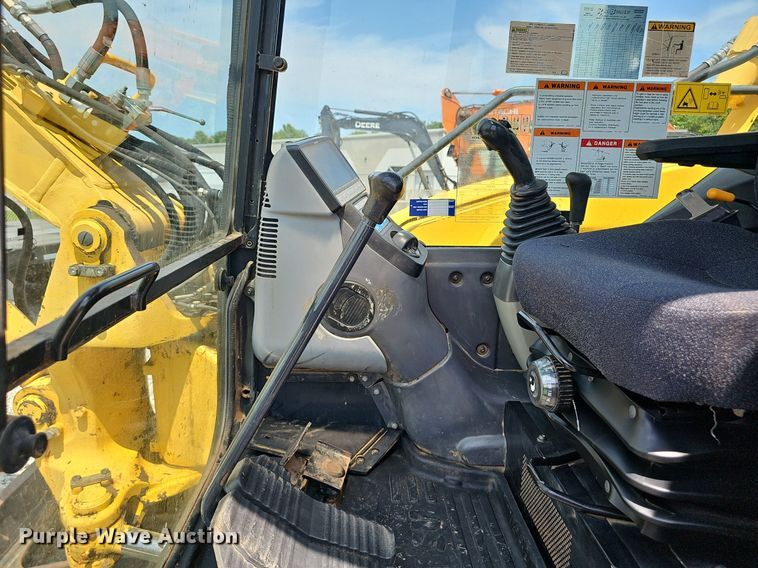 image for item EJ5796 2012 Komatsu  PC88MR-8 mini excavator