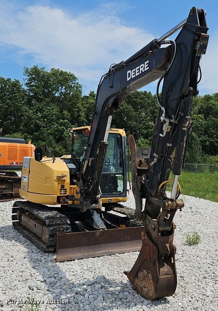 image for item EJ5797 2014 John Deere  85G mini excavator