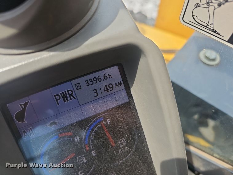 image for item EJ5797 2014 John Deere  85G mini excavator