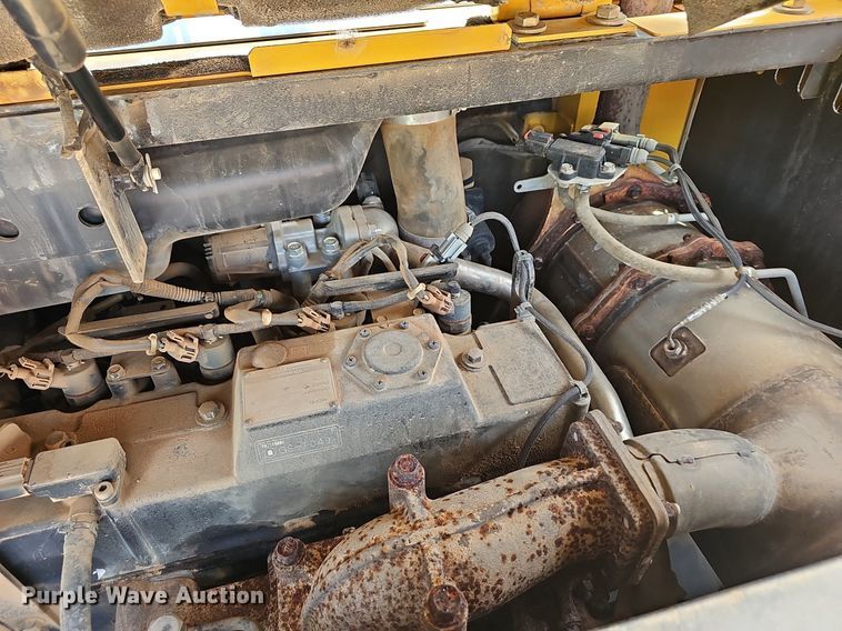 image for item EJ5797 2014 John Deere  85G mini excavator