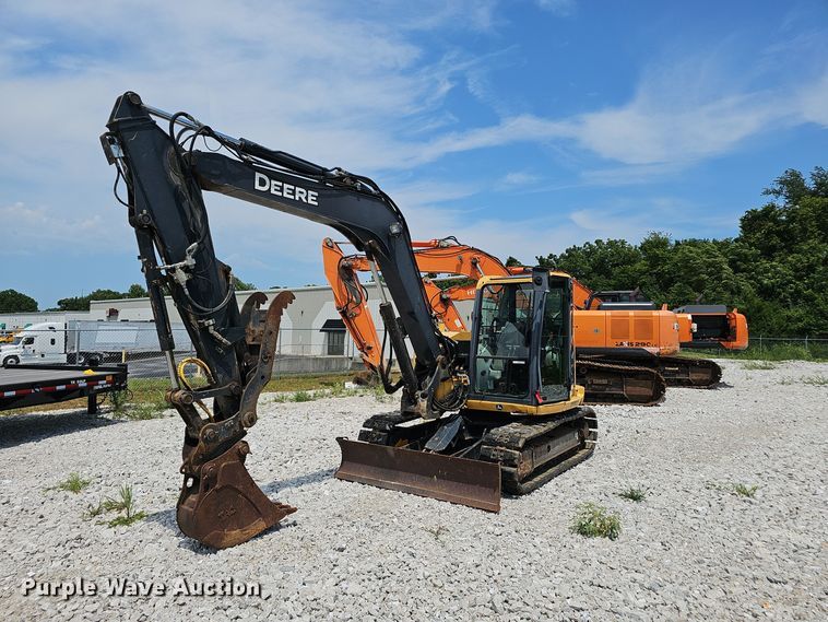 image for item EJ5797 2014 John Deere  85G mini excavator