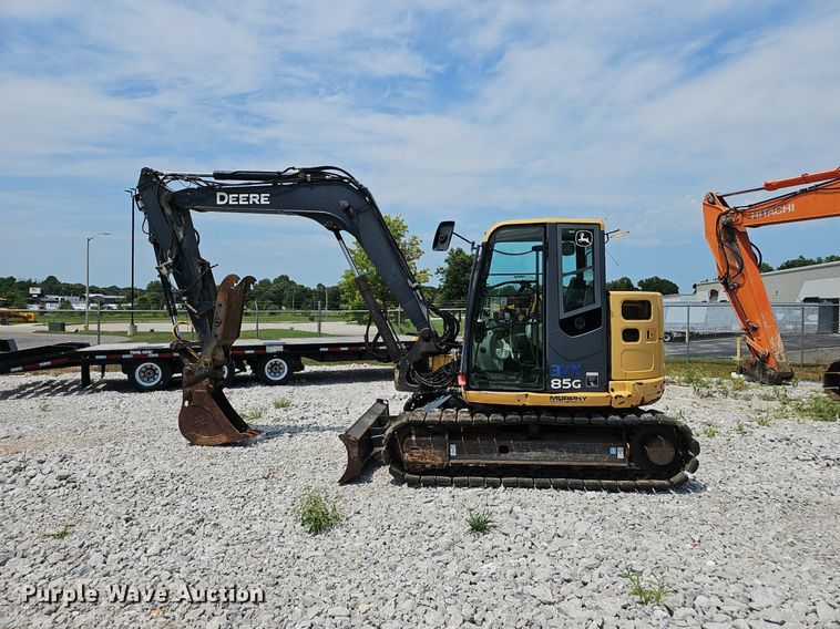 image for item EJ5797 2014 John Deere  85G mini excavator