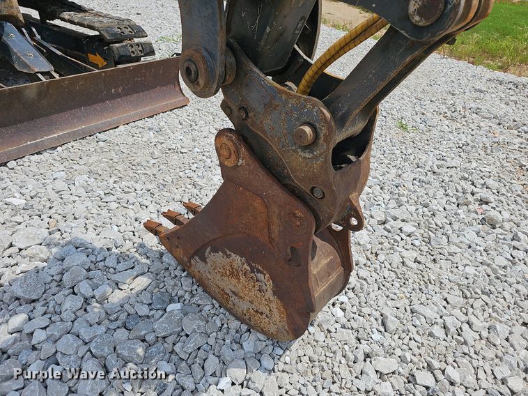 image for item EJ5797 2014 John Deere  85G mini excavator