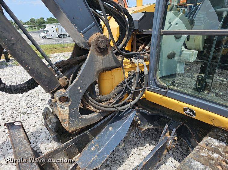 image for item EJ5797 2014 John Deere  85G mini excavator