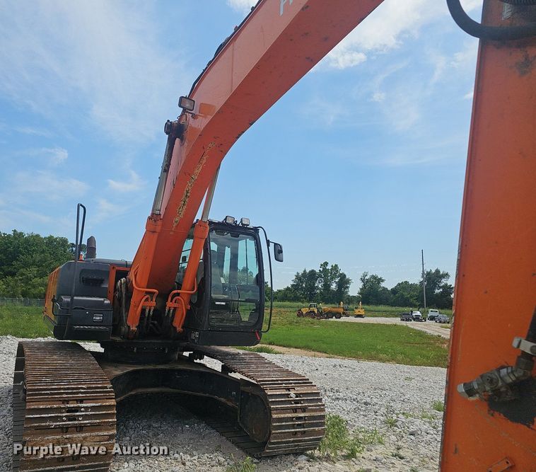 image for item EJ5798 2012 Hitachi  ZX290LC-5N excavator
