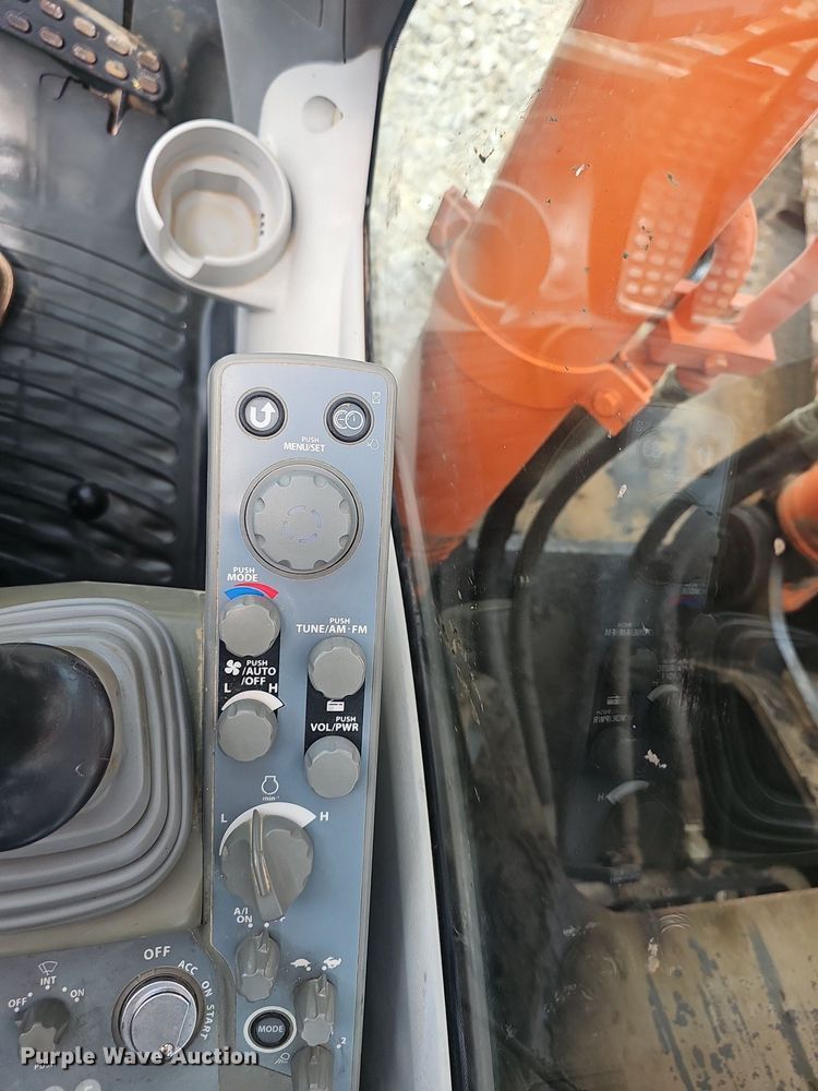 image for item EJ5798 2012 Hitachi  ZX290LC-5N excavator