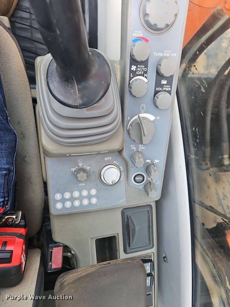 image for item EJ5798 2012 Hitachi  ZX290LC-5N excavator