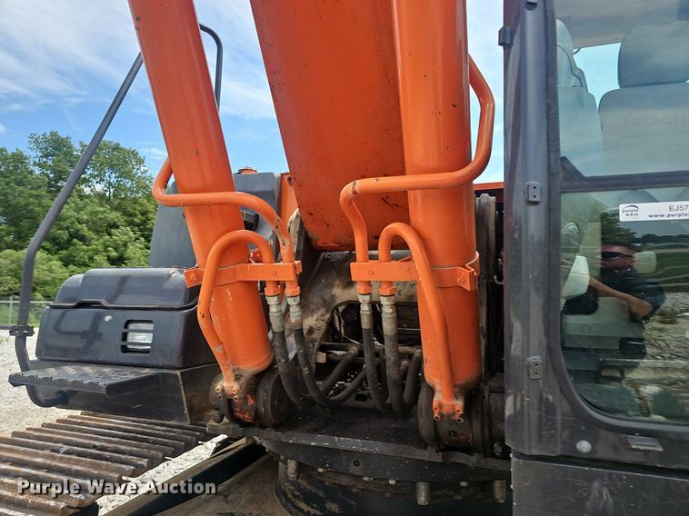 image for item EJ5798 2012 Hitachi  ZX290LC-5N excavator