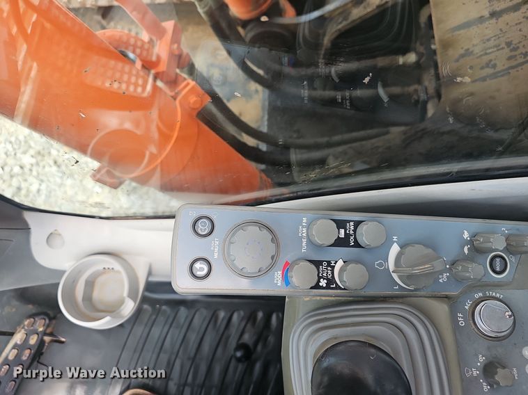 image for item EJ5798 2012 Hitachi  ZX290LC-5N excavator