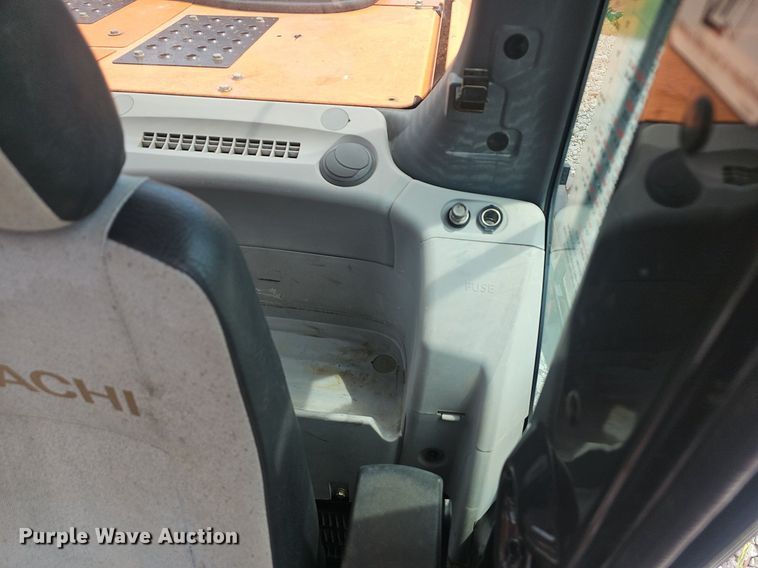 image for item EJ5798 2012 Hitachi  ZX290LC-5N excavator