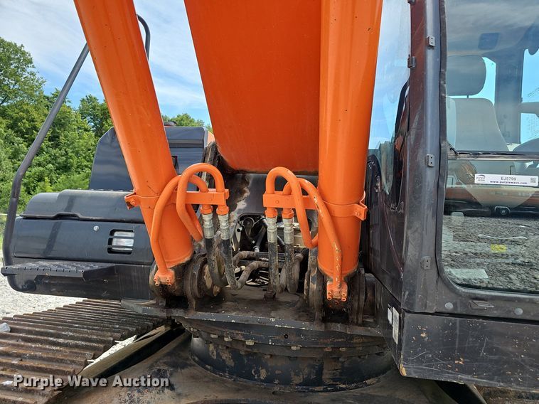 image for item EJ5799 2015 Hitachi  ZX350LC-5N excavator