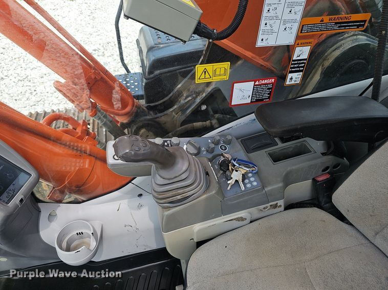 image for item EJ5799 2015 Hitachi  ZX350LC-5N excavator