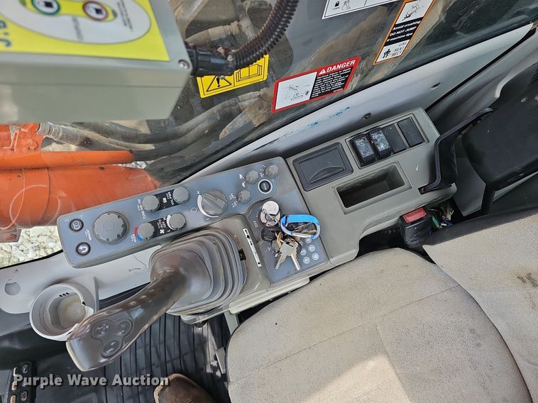 image for item EJ5799 2015 Hitachi  ZX350LC-5N excavator