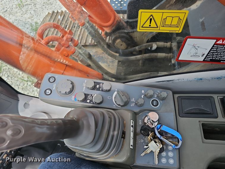 image for item EJ5799 2015 Hitachi  ZX350LC-5N excavator