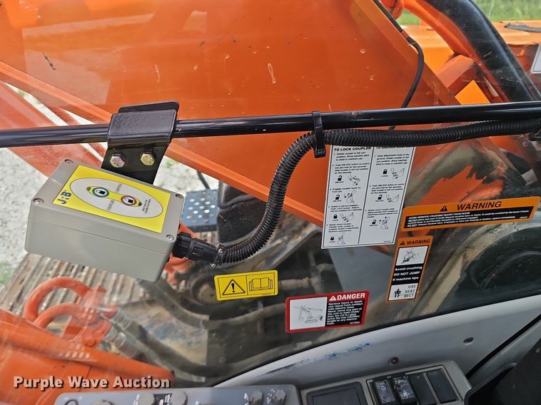 image for item EJ5799 2015 Hitachi  ZX350LC-5N excavator