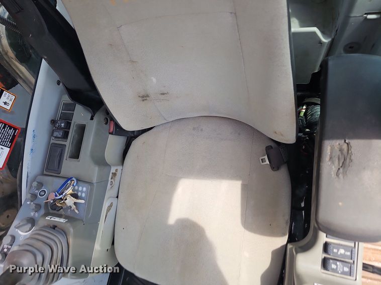 image for item EJ5799 2015 Hitachi  ZX350LC-5N excavator