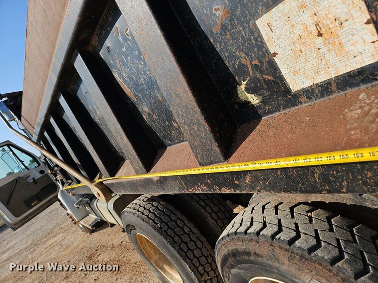 image for item EJ5800 2004 Sterling  Acterra dump truck